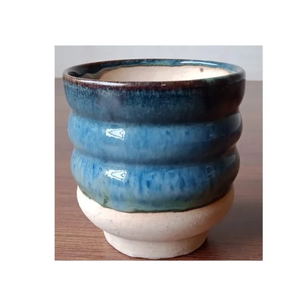 42 507 Floating Blue